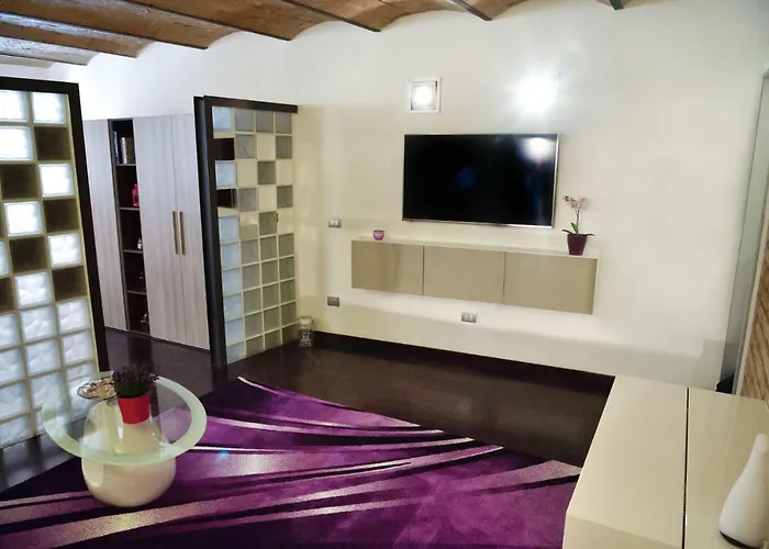 Domus Paradiso In Piazza Navona *